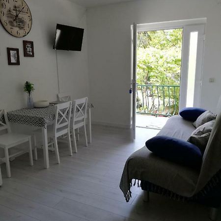 Appartement Mala Tonina à Tučepi Extérieur photo